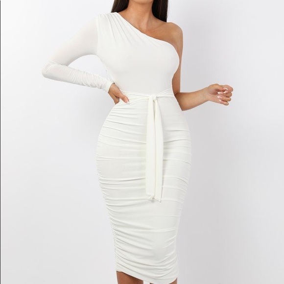 White One shoulder ruched midi dress - Picture 1 of 6